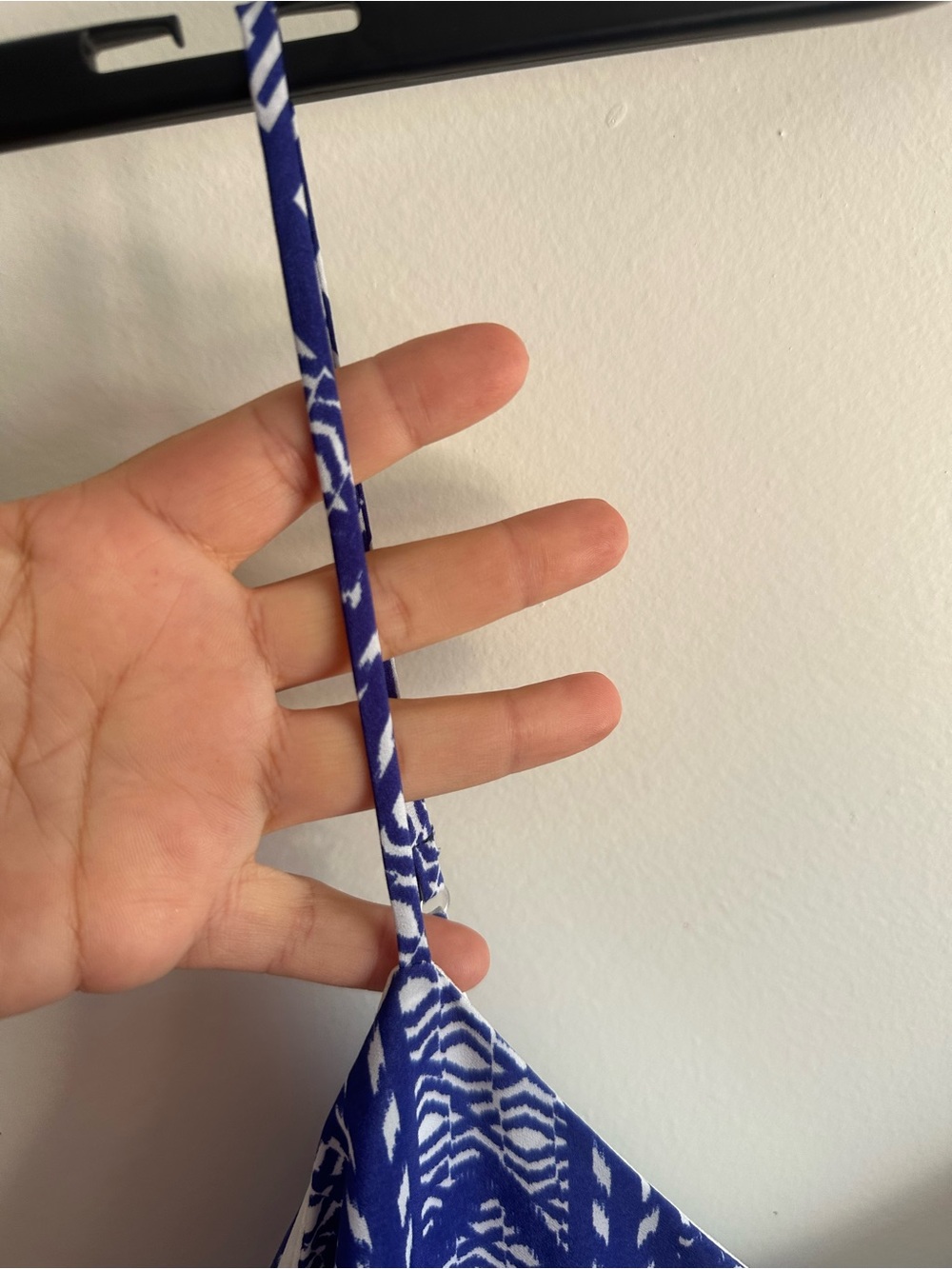 Everly Blue & White Geometric Spaghetti-Strap Maxi Dress - Picture 10 of 13